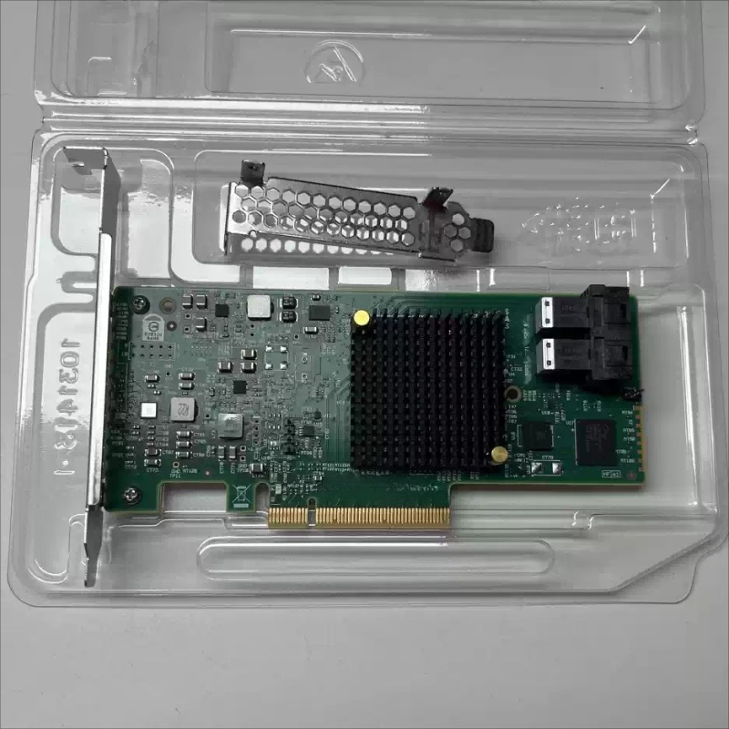 Scheda HBA LSI 9300-8i 9300-16 - Lsi 9300 16I Hba It Mode recensione e prezzo
