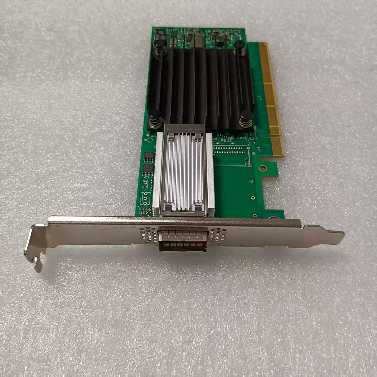 MCX455A‑ECAT (CX455A) Scheda d - 100Gbe Qsfp28 Network Card recensione e prezzo